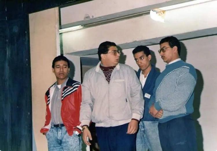 شاهد صور بيومي فؤاد منذ 27 عاما قبل الزهر مايلعب معاه الحكاية