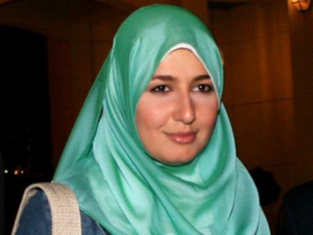 حلا شيحة توجه رسالة لـ عبلة كامل بسبب اللمبى صورة الحكاية